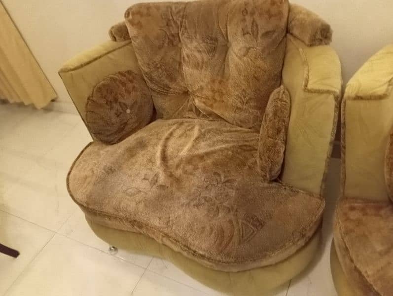 5 Seater sofa set for sale 2