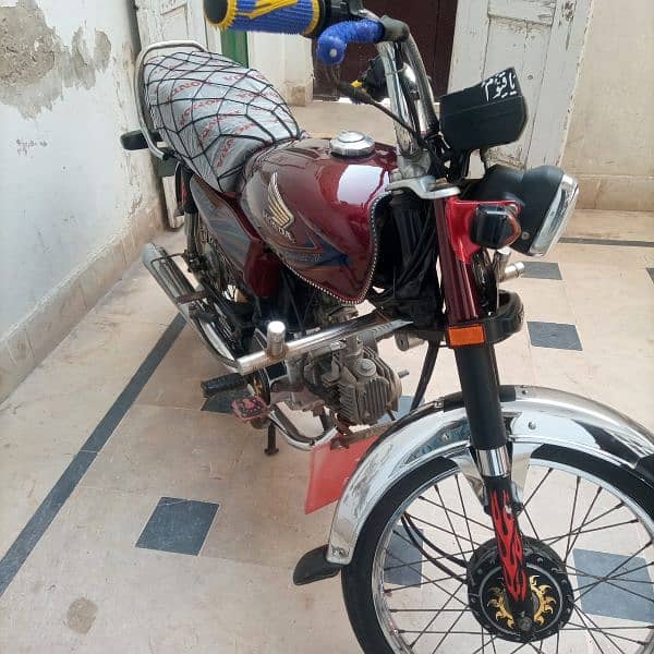 Honda CD 70 for sale Call my WhatsApp number 03244025806 1