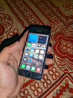 Iphone 6s everything working in original and genuine condition