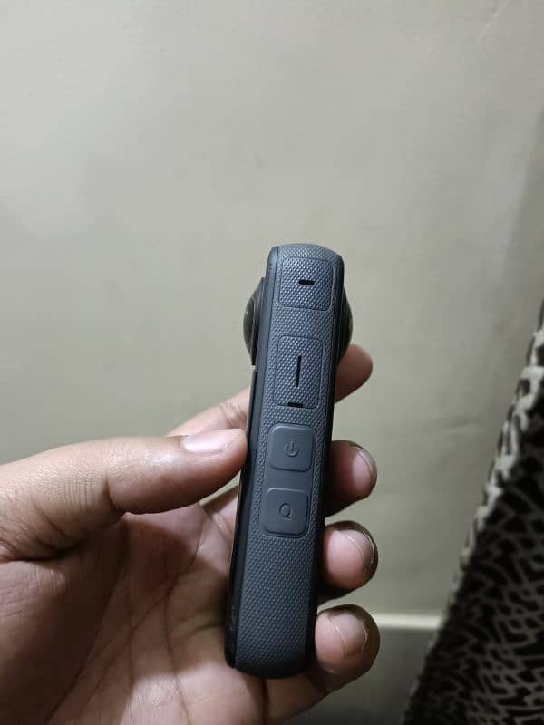 insta 360 X3 Very Good Condition Urgent sell RS : 99k 3