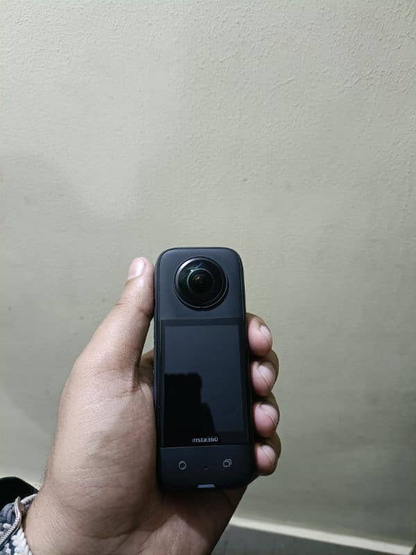 insta 360 X3 Very Good Condition Urgent sell RS : 99k 10