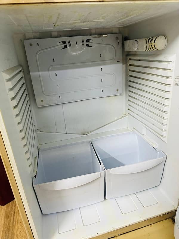 Fridge for sale 4