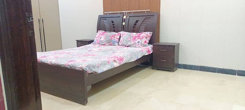 selling bed 1