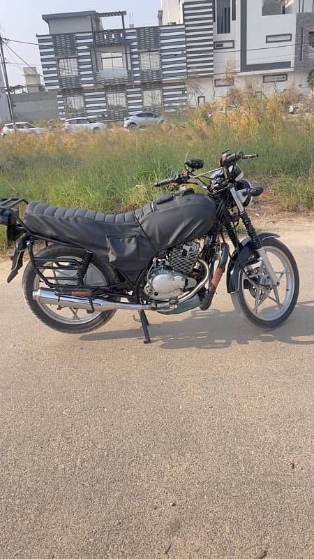 suzuki 150 gs 2021 3