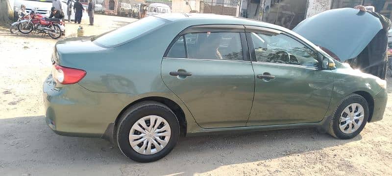 Toyota Corolla 2011 13