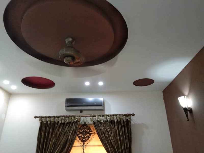 10 Marla Lower Portion For Rent in Overseas A Bahria Town Lahore 5