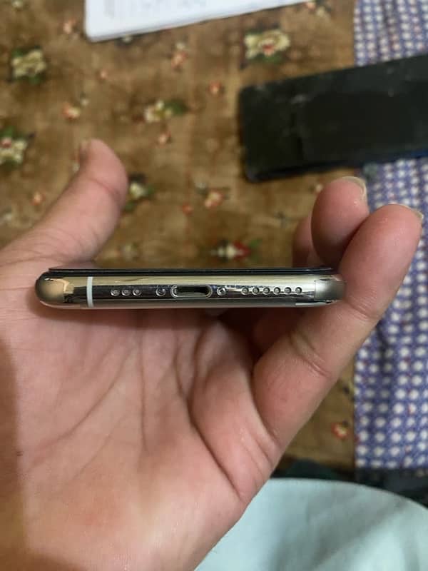 iphone 11 pro Non PTA 64GB 4