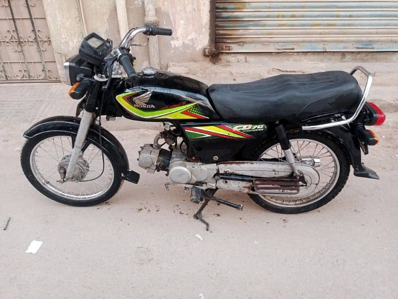 HONDA CD70CC 2019 MODEL KARACHI NUMBER 1