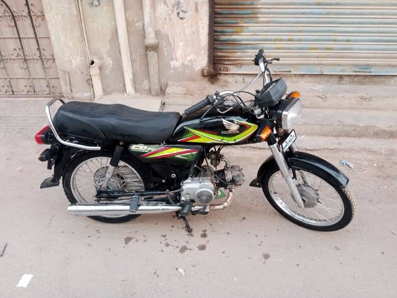 HONDA CD70CC 2019 MODEL KARACHI NUMBER 4