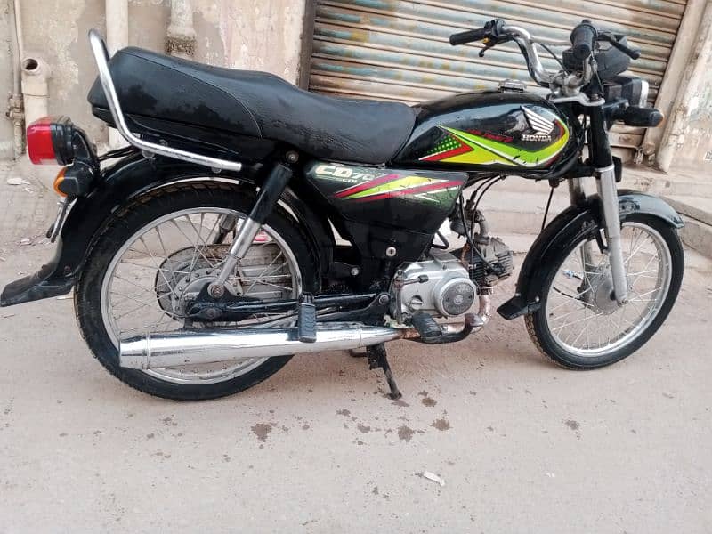 HONDA CD70CC 2019 MODEL KARACHI NUMBER 8