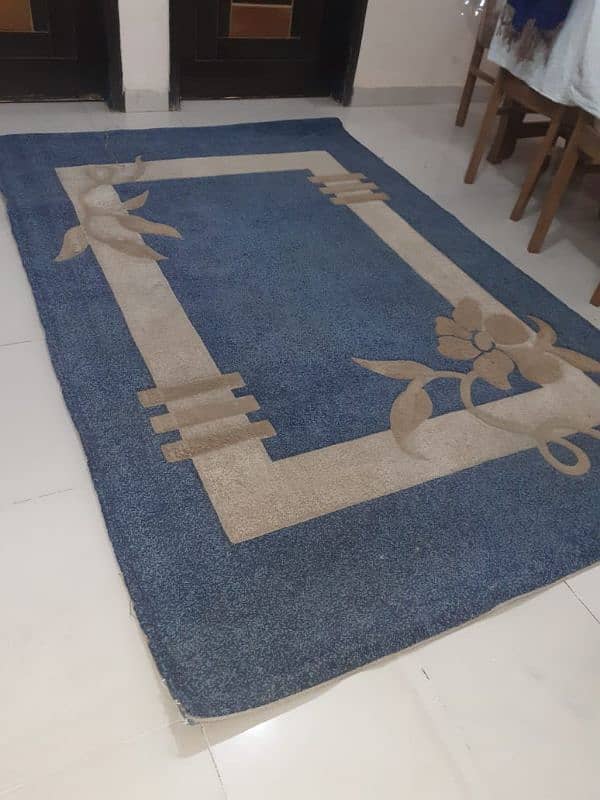 Center Piece Blue Carpet For Sale In Good Condition 0