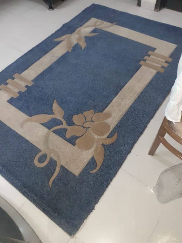 Center Piece Blue Carpet For Sale In Good Condition 1