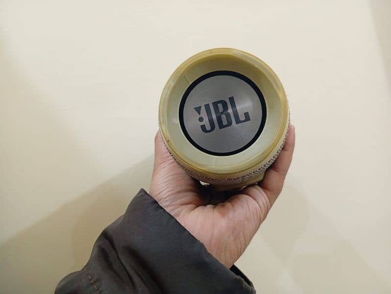 JBL charge 3 Bluetooth portable speaker 3