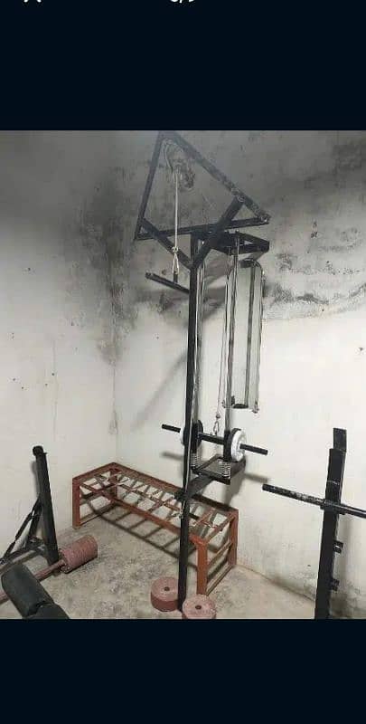 160 par kg . . gym equipment. all exercise in one machine. 6