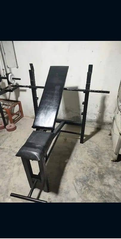 160 par kg . . gym equipment. all exercise in one machine. 12