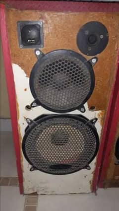 Japani Speakers with wooden box