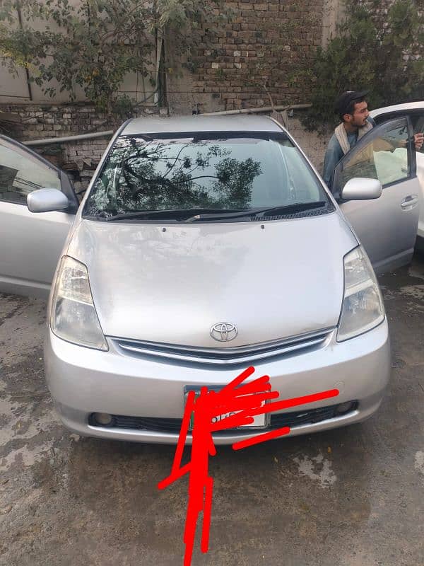 Toyota Prius 2015 urgent sell 0