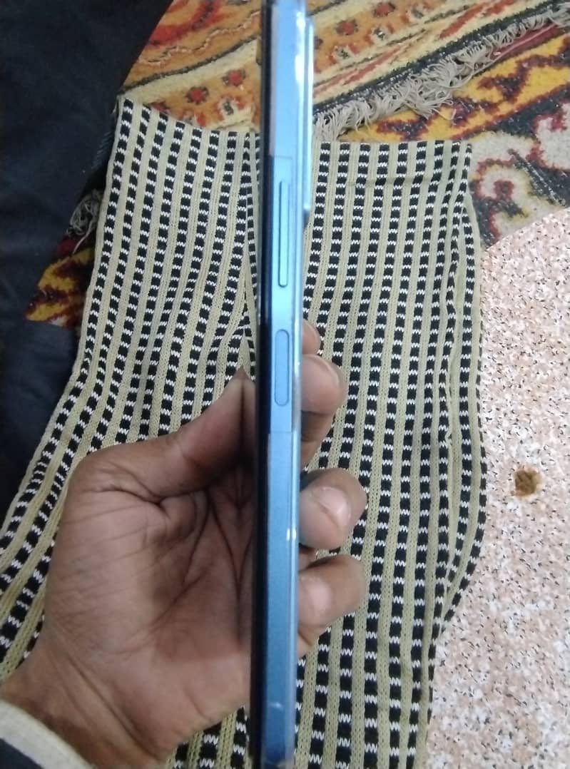 Infinix note 12i 6/128 2