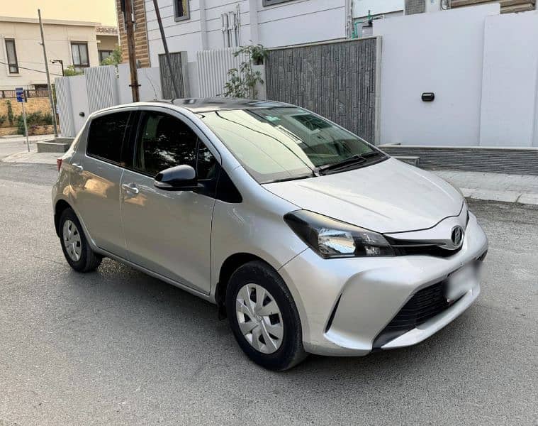 Toyota Vitz Spider 2015 / 2018 automatic 1.0 original condition 4