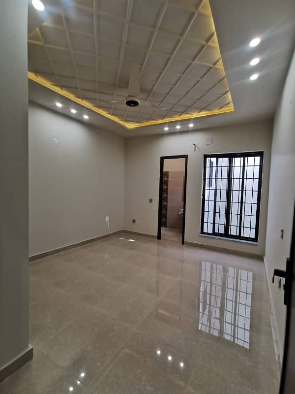 6 Marla House For Rent Model City 1 Society Boundary Wall Canal Road Faisalabad 15