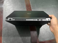 Dell Latitude 5490 core i7 8th gen  (2 gb Nvidia graphics )