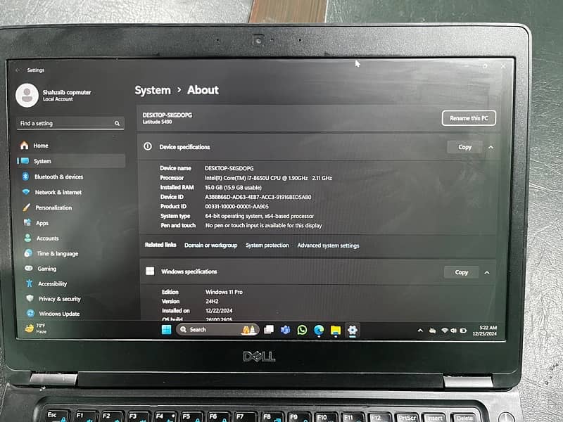 Dell Latitude 5490 core i7 8th gen  (2 gb Nvidia graphics ) 2