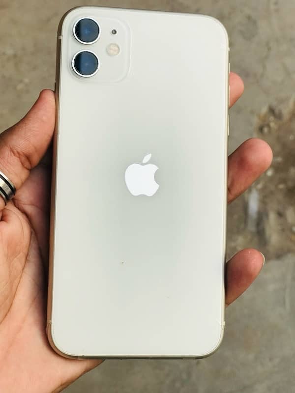 iphone 11 64gb factory unlock all ok 0