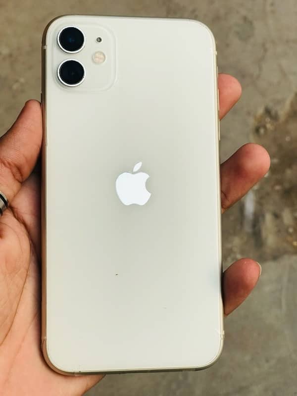 iphone 11 64gb factory unlock all ok 1