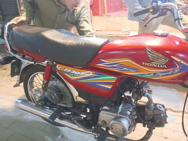 Honda cd70 6