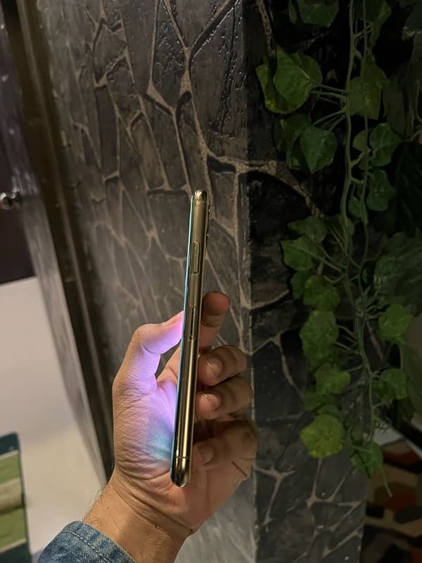 iPhone 11 Pro Max PTA approved 4