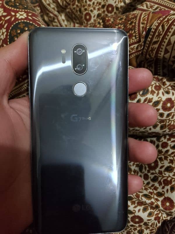 lg g7 thing 11