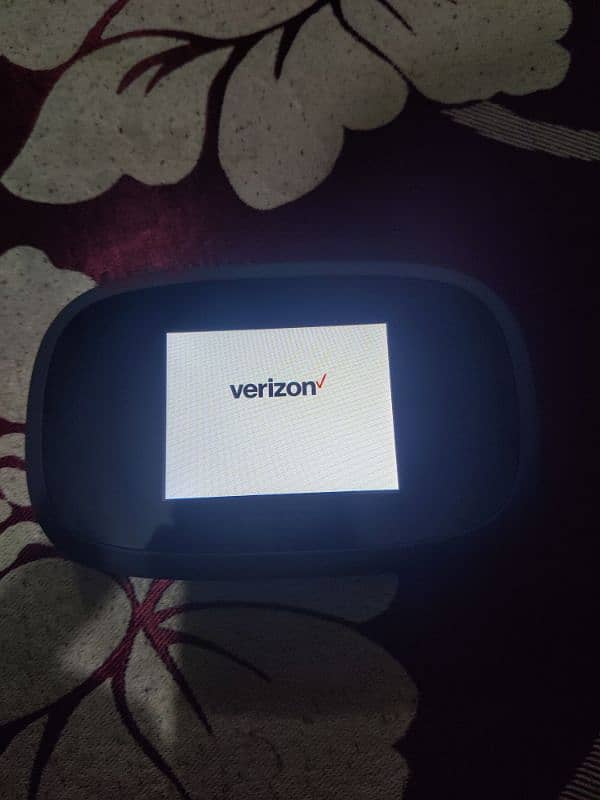 Verzion WiFi device 8800l 4