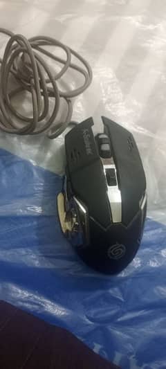 gaming mouse with lighting multi color