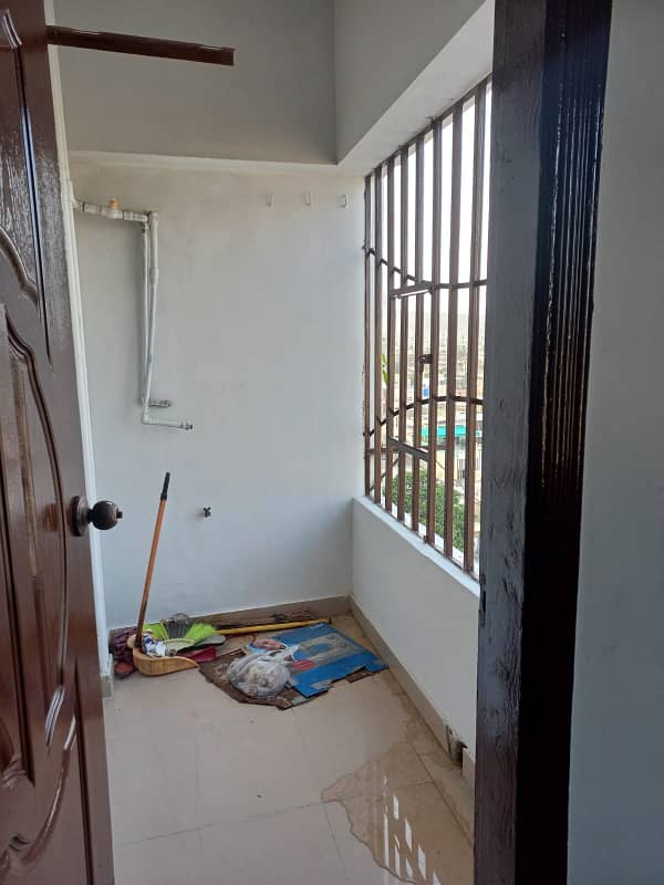 BLOCK L FLAT FOR RENT 3 BED DD 3 ATTACHED BATH 0