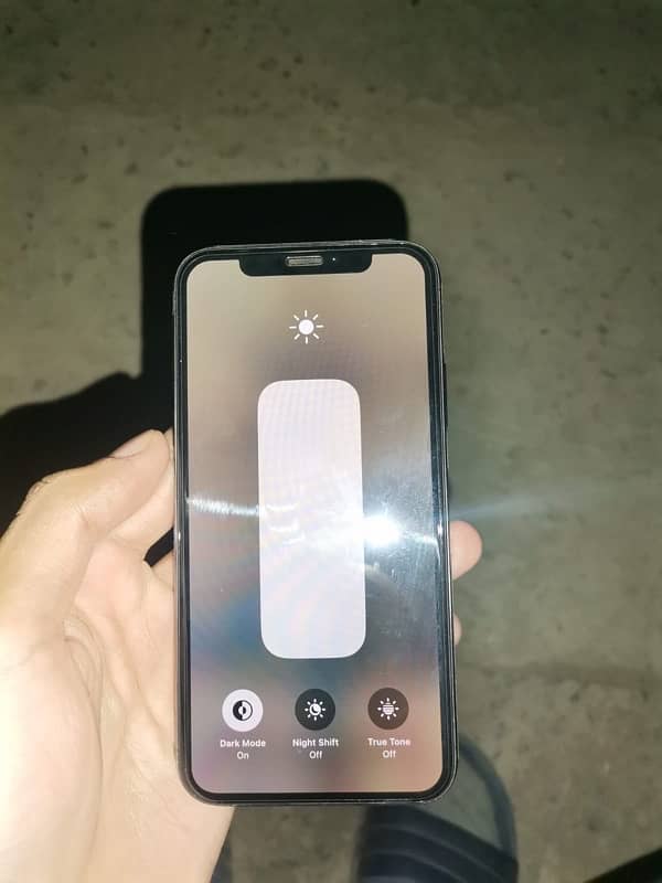 Iphone x 10/10 lush push condition for sale 1