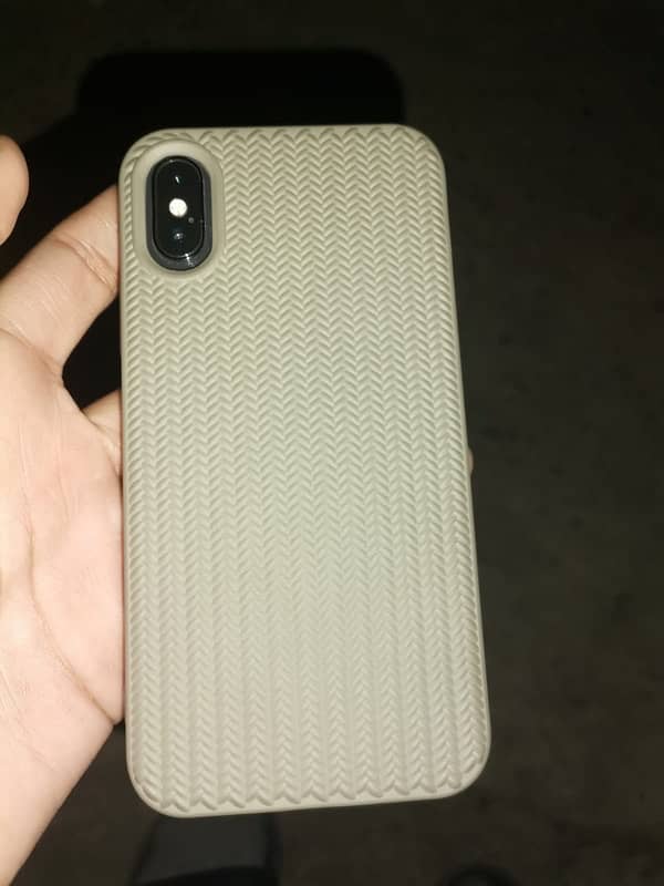 Iphone x 10/10 lush push condition for sale 4