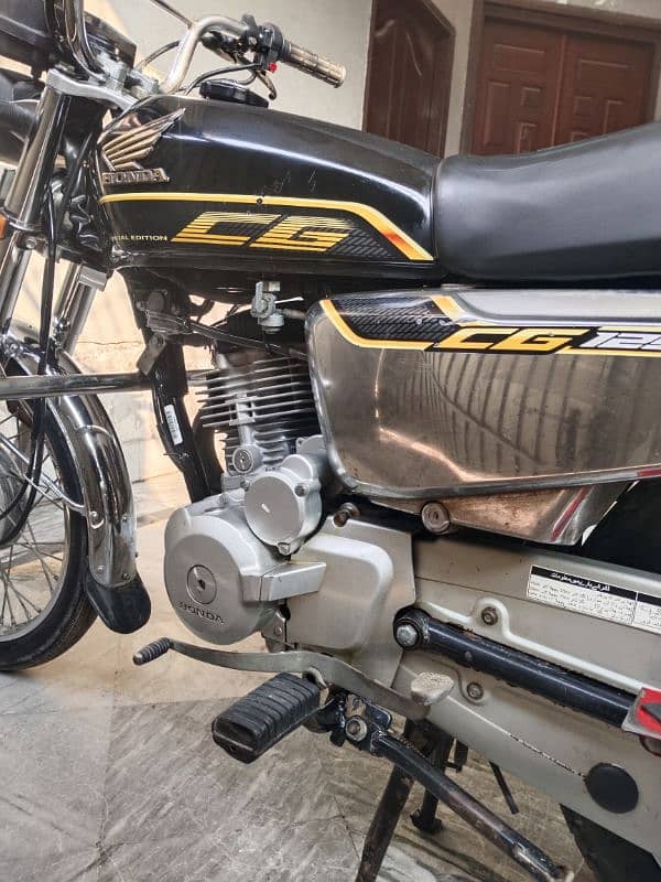 Honda CG-125 self start model 2022 2