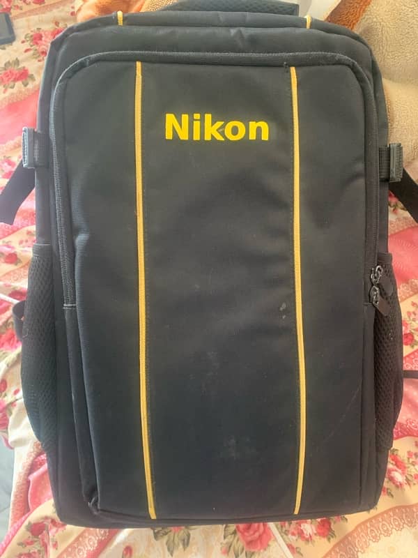 NikonD7500 18/140mm Lens with full kit 9