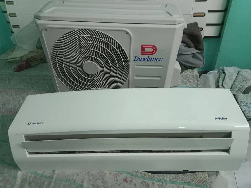 in new condition of air conditioner Dawlance 1