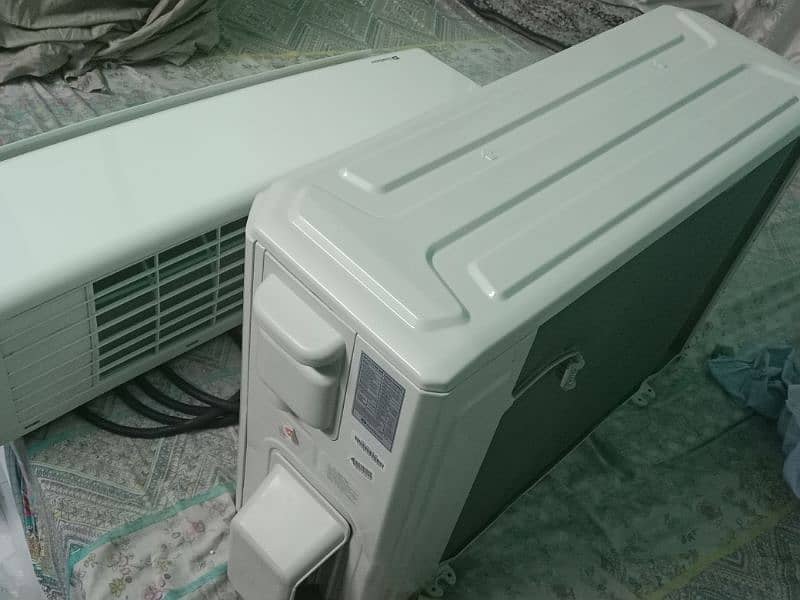 in new condition of air conditioner Dawlance 4