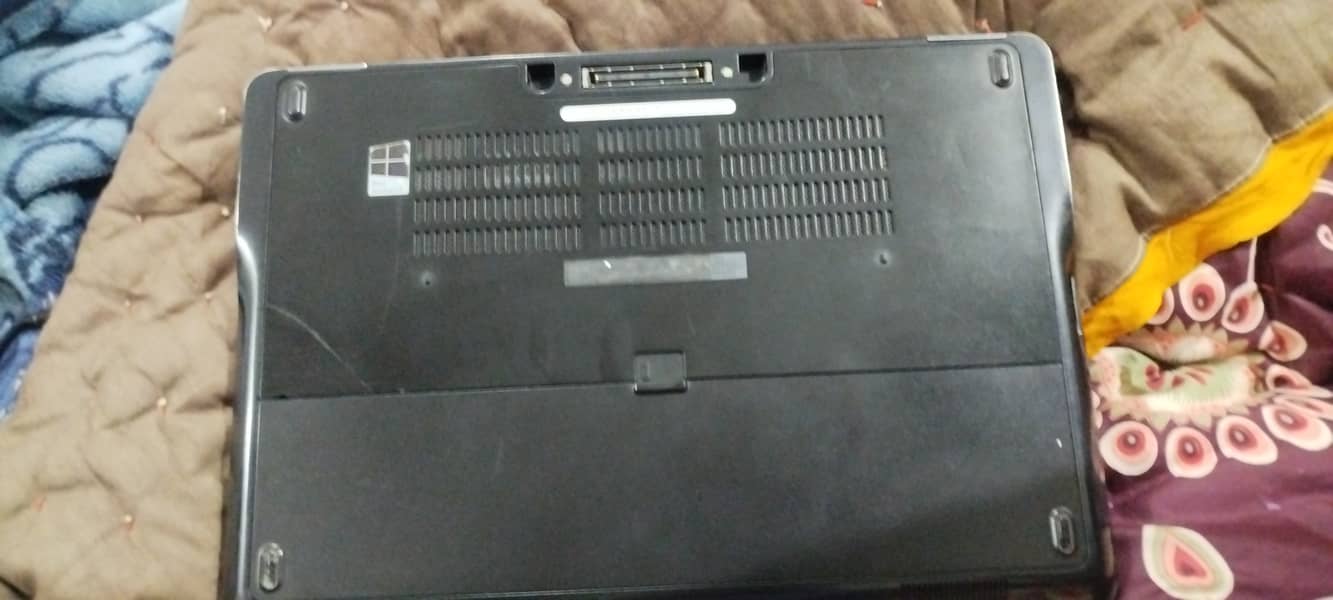 Dell latitude E7450 i7 5th Gen best condition 2