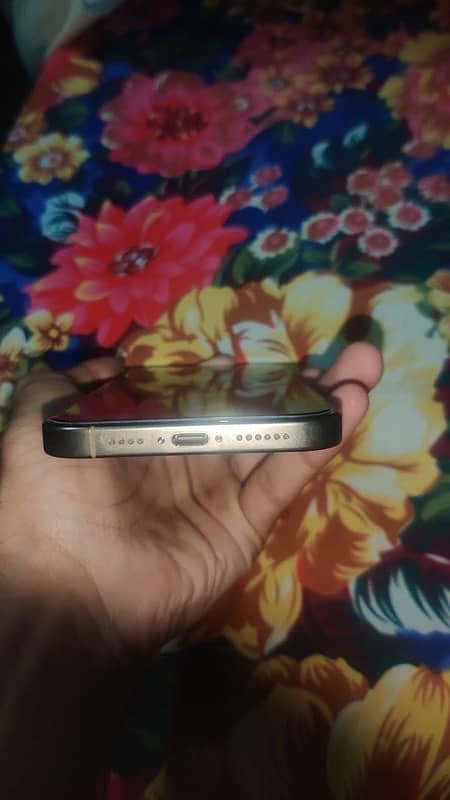 iPhone 16 pro max 256 gb jv 3