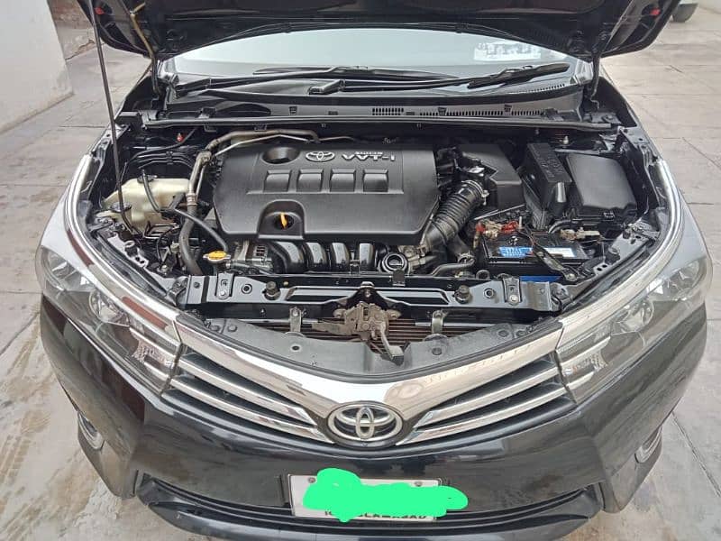 Toyota Corolla Altis 2014 5