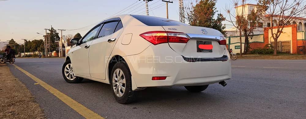 Toyota Corolla Gli 2015 4