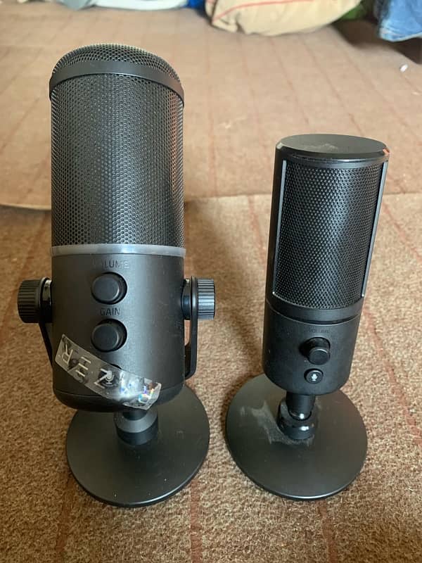 Razer Seiren Elite microphone  Model RZ19-0228 2