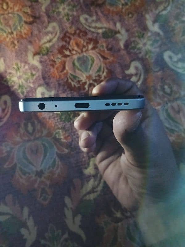 Vivo Y22 4+4/64 for urgent sale, Wah cantt 4