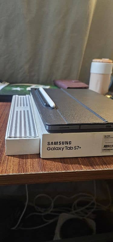 Samsung  Tab s7plus Brand new with keyboard and s pen pro 8/256 15