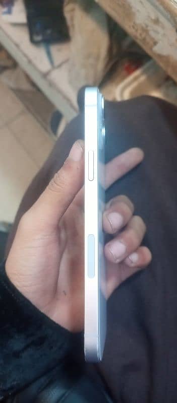 14 plus for sale lcd no iCloud phone 2