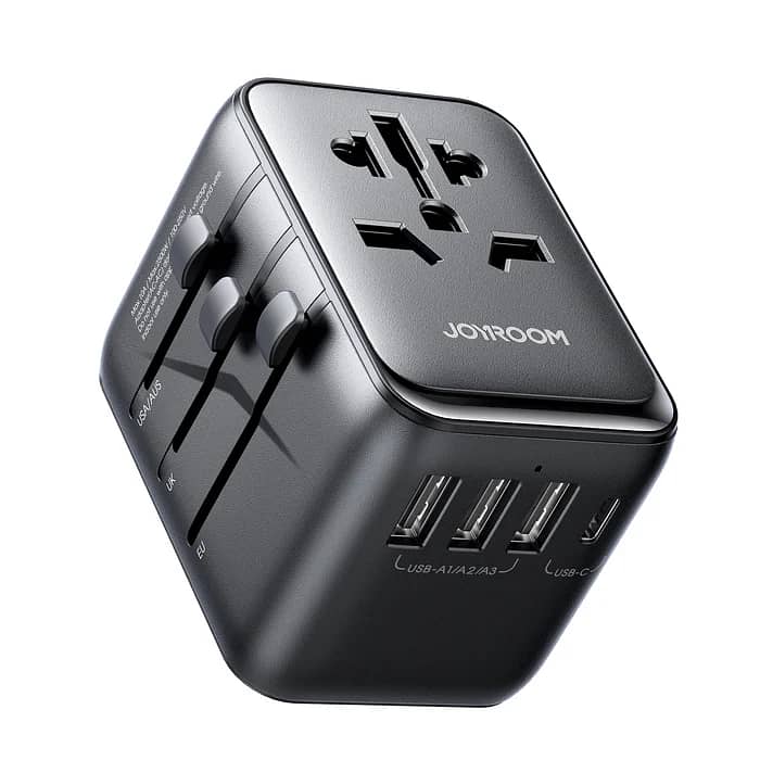 Jr-tcw01 17w 4-port Universal Travel Adapter Black 2