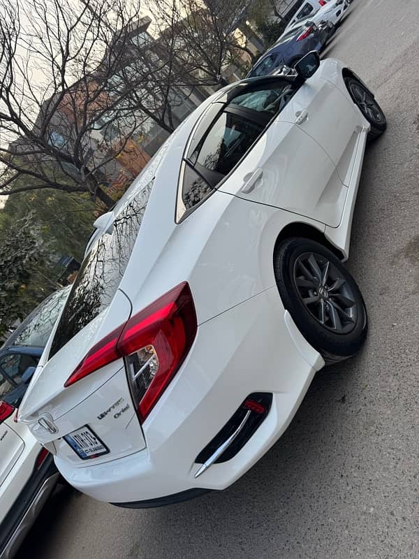 Honda Civic Oriel 2021 11